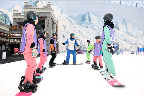 High-speed train reaches Changbai Mountains in northeast China