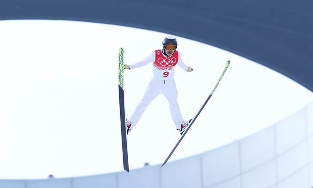 Chinese skier makes history in Nordic combined