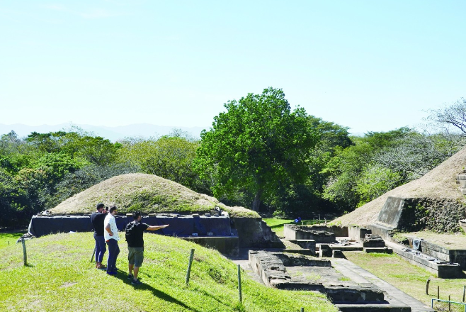 尘下村庄藏着玛雅密码