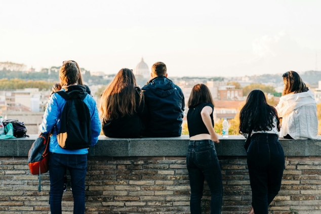 旅游业提高韧性 保护目的地社区、实现经济安全
