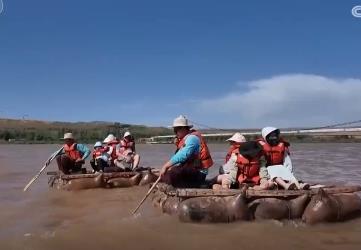 沙漠旅游、低空旅游迅速升温 “新、奇、特”体验让游客直呼过瘾