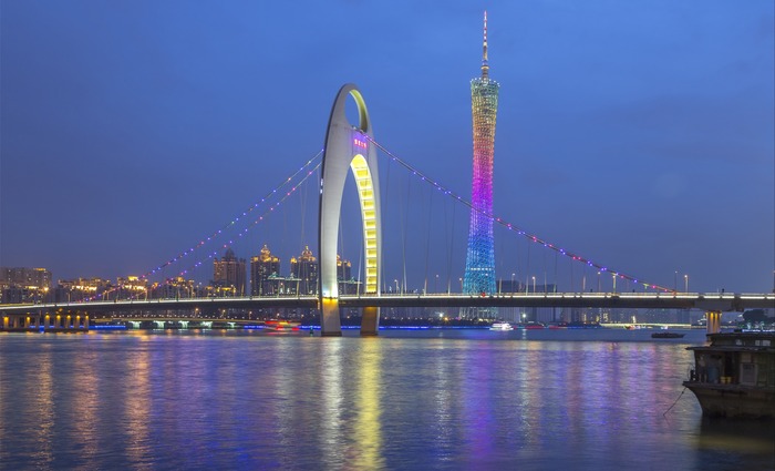 广州：大年初一预计14艘游船参与春节烟花观演