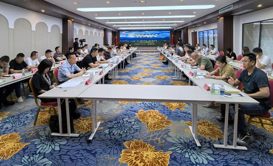 走进新疆策勒，共谋边疆民族地区产业发展乡村振兴