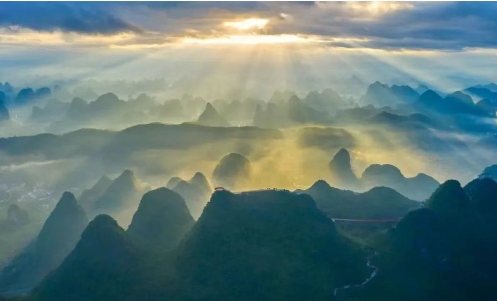 国际山地旅游联盟关于发起设立“国际山地旅游日”的倡议