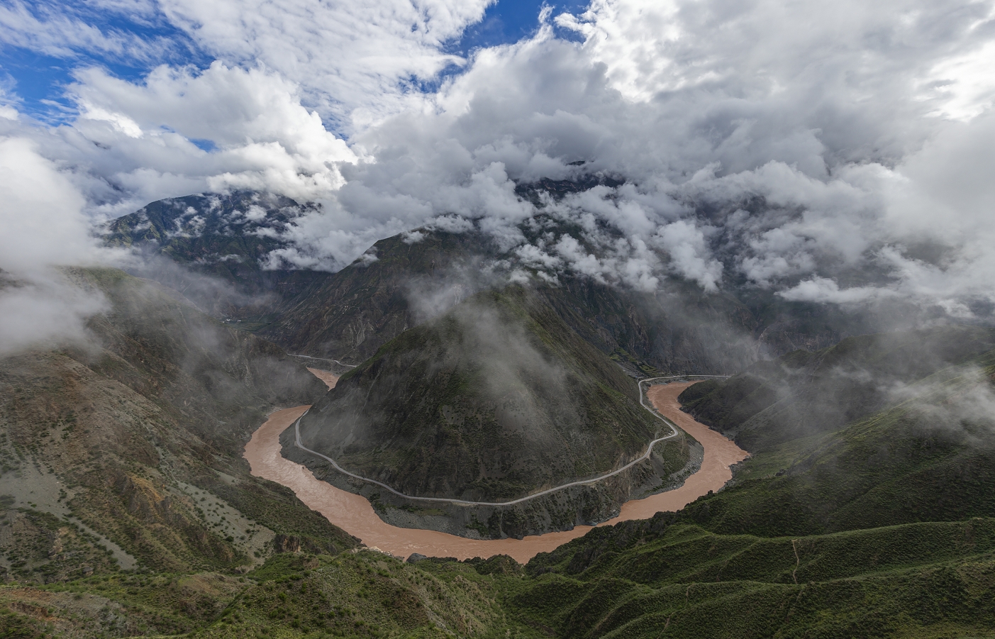 高舜礼：怒江应成为特种旅游的宝藏之地