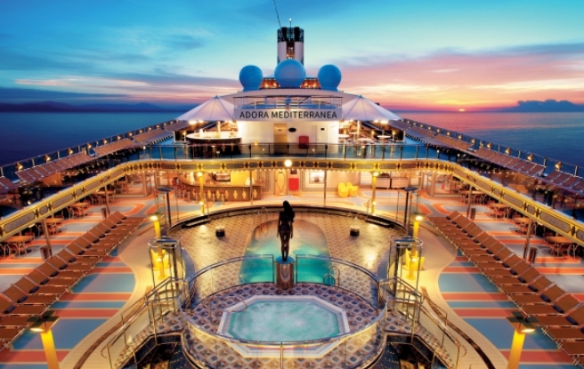 “艺术之船”爱达·地中海号大连首航