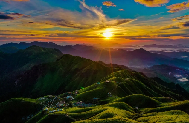 2024年第十七届武功山世界地质公园国际帐篷节将于7月13日启幕