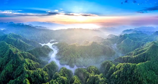 借宿大会走进绥阳暨绥阳县民宿产业发展招商大会在十二背后举行