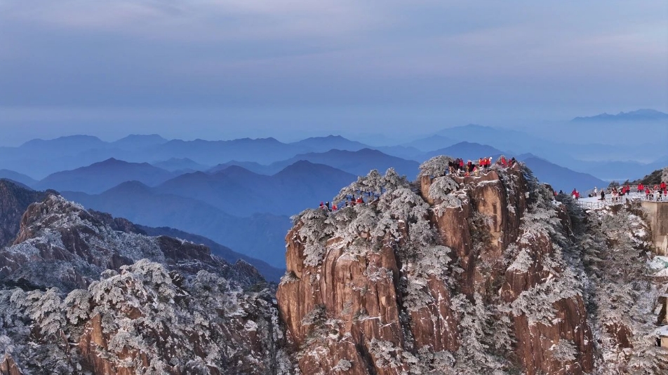 【玩转山地】春天和冬天的“混搭”，三月的大地不仅有春花，还有雪花