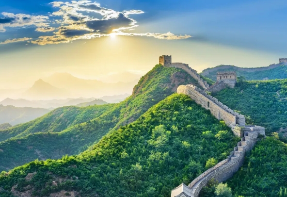 Cross-border tourism vitalizes border city in NE China