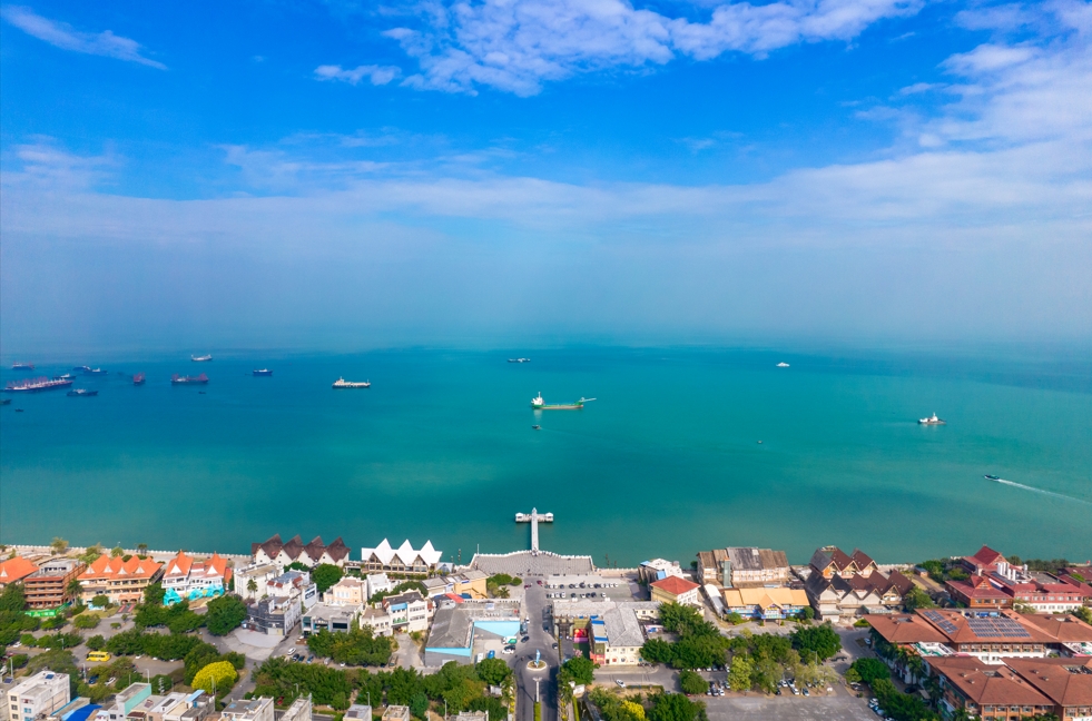 俄罗斯及境外旅行商考察团广西北海促中俄文旅交流