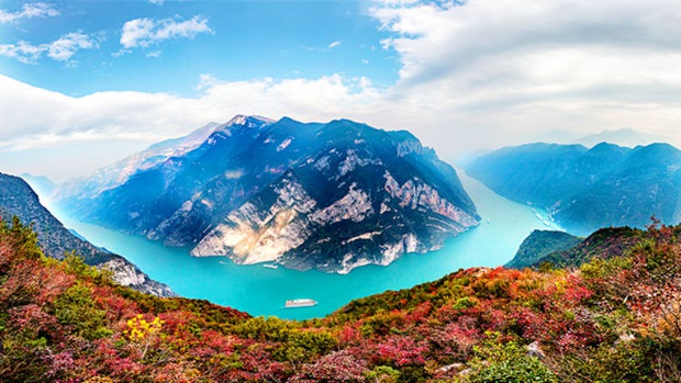 Embarking on a cruise along the Yangtze River is akin to entering a living Chinese ink painting