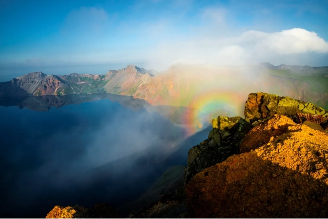 Holders of Chinese Passports Can Enter Over 90 Countries and Regions Visa-Free or with Visa-on-Arrival