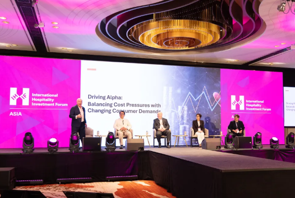 全联旅游业商会住宿业分会受邀参加IHIF Asia国际酒店业投资论坛，助推中国品牌走向世界舞台