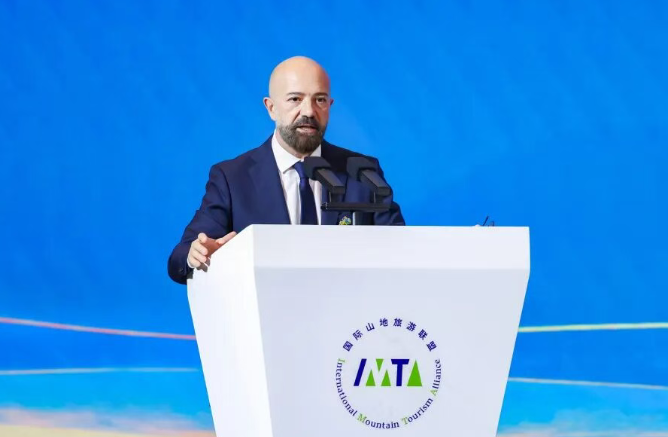 乔治·格鲁苏：携手山岳伙伴，共筑负责任旅游与社区繁荣的未来