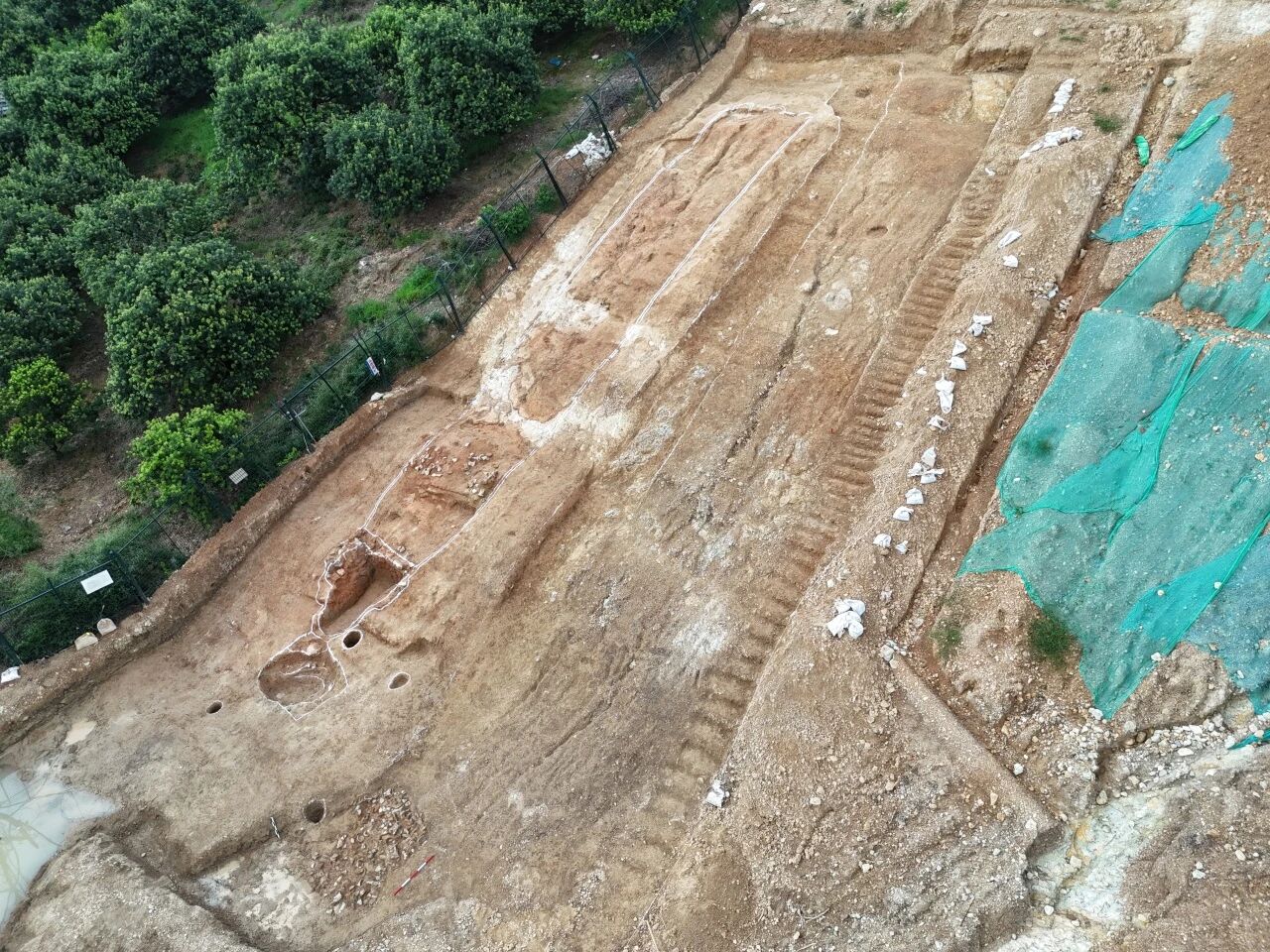 浙江宁波发现一座汉代龙窑 结构完整展现东汉瓷业风貌