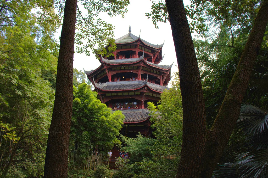 A Date with Beautiful Sichuan: A French student