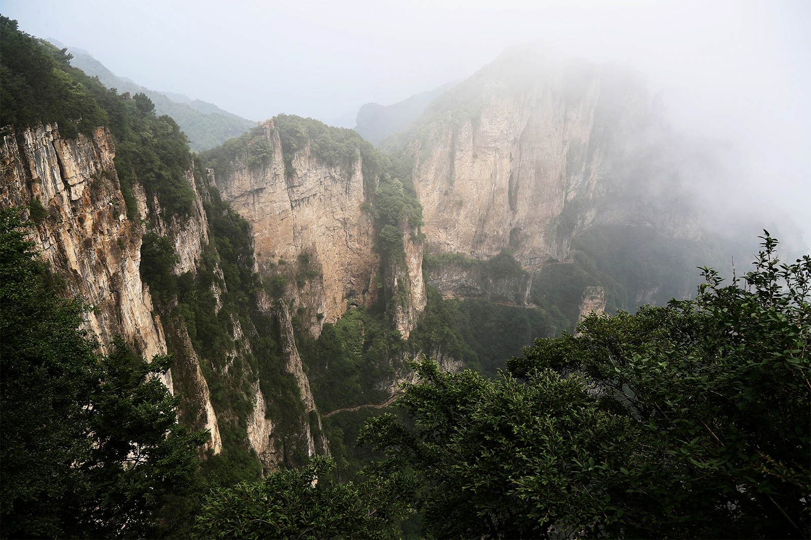 Wang Mang Ridge: A majestic retreat in the Taihang Mountains