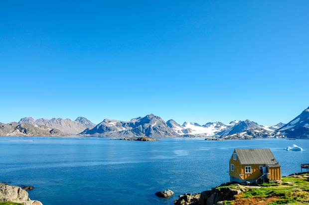 From “China Tourism” to “China Shopping”