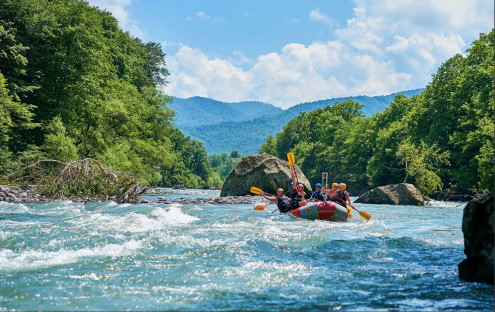 New Businesses in Mountain Tourism Stand Out, Chinese and European Entrepreneurs Discuss the Pros...