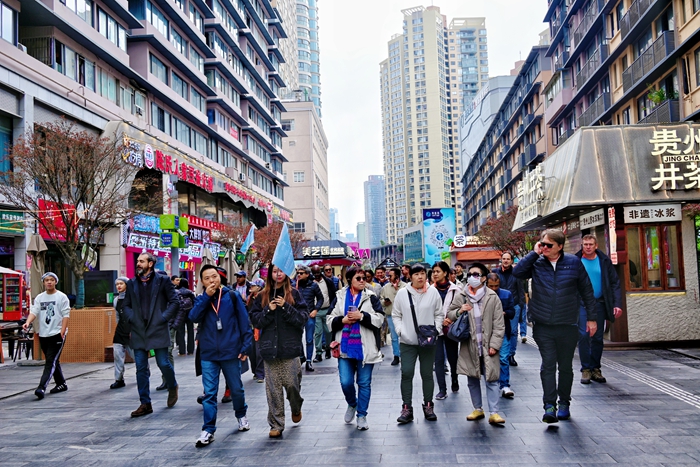 山地图景、全球共绘 2025国际山地旅游暨户外运动大会成功举办