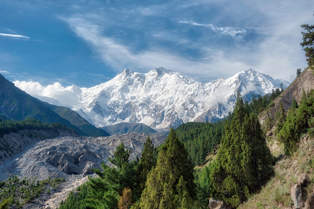 Inbound tourism to Sanya grew by 42.92% year-on-year in the first 11 months of this year.