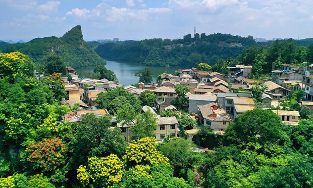 Zhenshan Village in SW China offers culture and captivating scenery