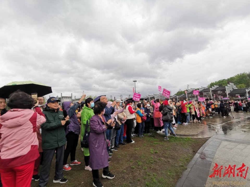 南岳积极开拓省外客源市场，迎来东北“千人旅行团”