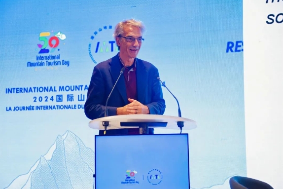 Bernard Debarbieux: Tackling climate change requires a revolution and reconstruction