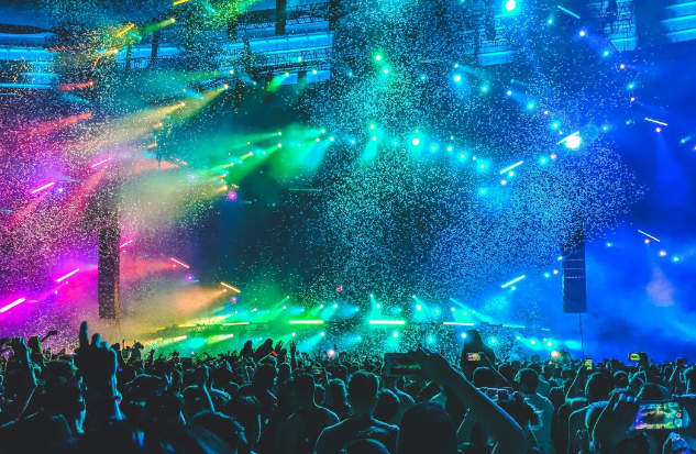 音乐节显著带动旅游增长 大型文化活动成新引擎