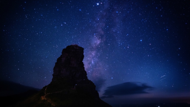 A starry night at Mount Fanjing in Guizhou